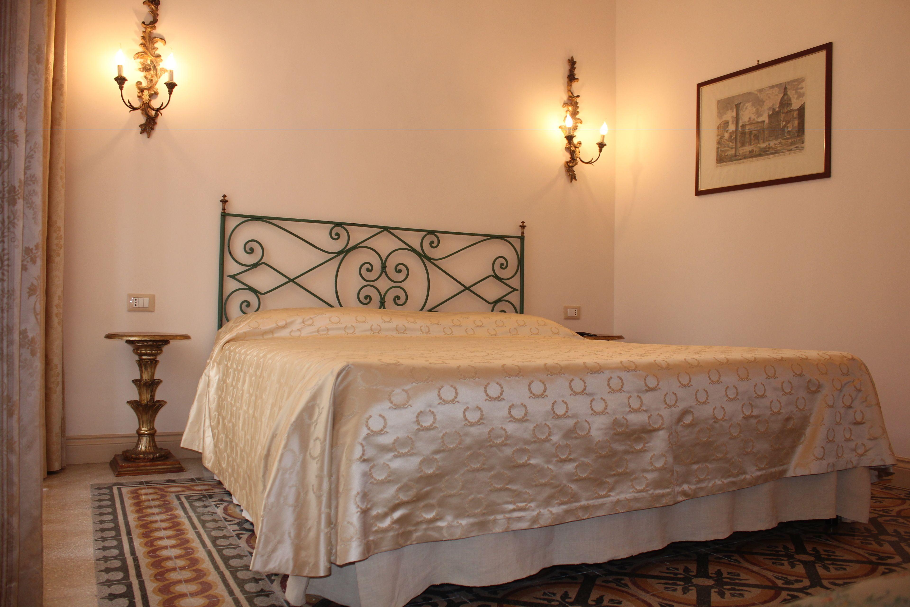 Rome Charming Suites — Zdjęcia 1